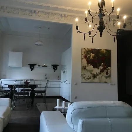 Vip Old Town וילנה
